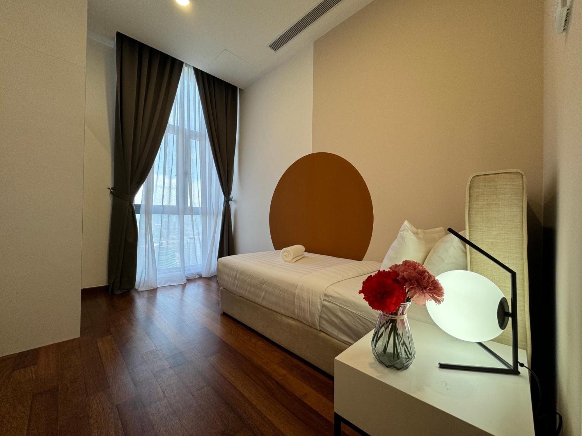 Royce Klcc Kuala Lumpur City Centre By Dormeo Destinations Екстериор снимка