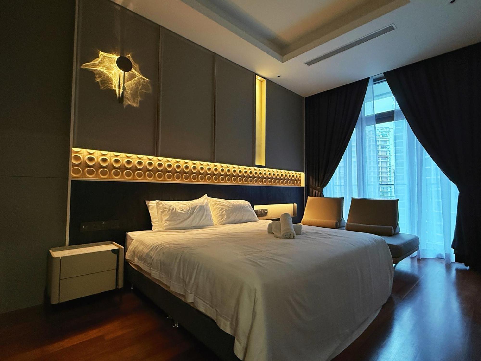 Royce Klcc Kuala Lumpur City Centre By Dormeo Destinations Екстериор снимка